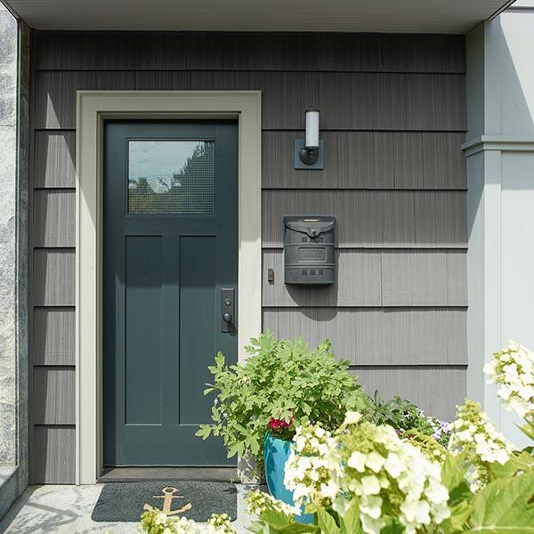 Freshen up Your Curb Appeal: 6 Steps To Paint Your Front Door